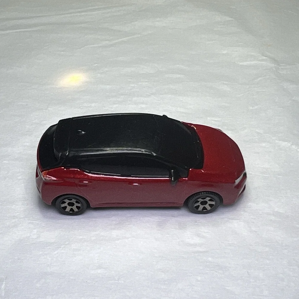 MATCHBOX 2022 MBX ELECTRIC DRIVERS EXCLUSIVE 2018 NISSAN LEAF METALLIC RED Loose